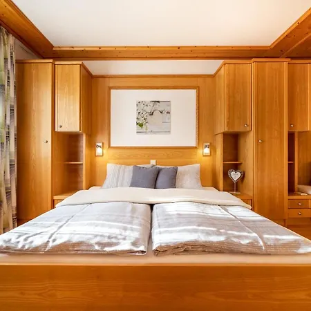 Apartamento Haus Gumpold 2 *