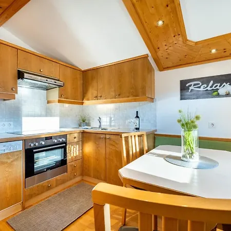 Apartamento Haus Gumpold 2 *